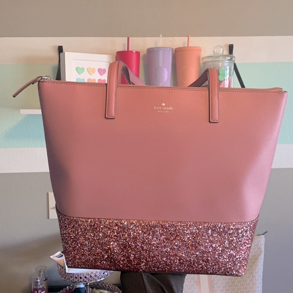 Kate Spade Greta Court Penny Glitter Tote in Dusty Peony